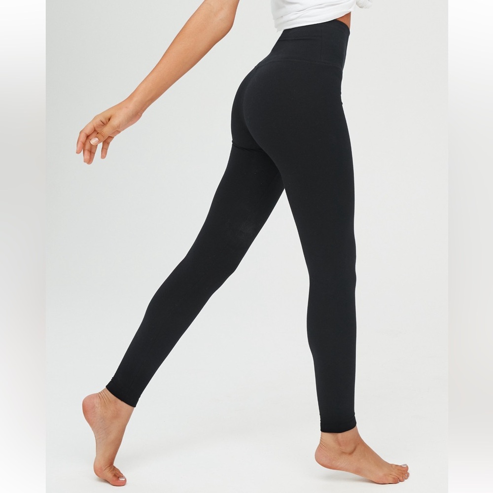 Offline by Aerie Black High Waisted Leggings size L